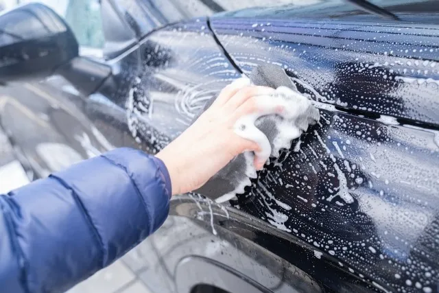 【コラム】冬到来!冬季の洗車の注意点とは?